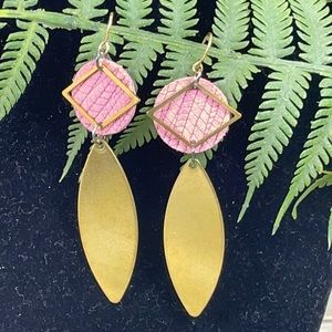 ⭐️🌸Adorned Crown leather disc brass drop earrings blush & diamond shape
